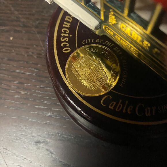 San Francisco Cable Car Turn Table Music Box - Picture 4 of 8